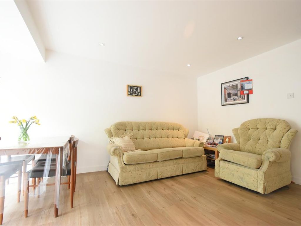 4 bed semidetached house to rent in Sellywood Road, Bournville