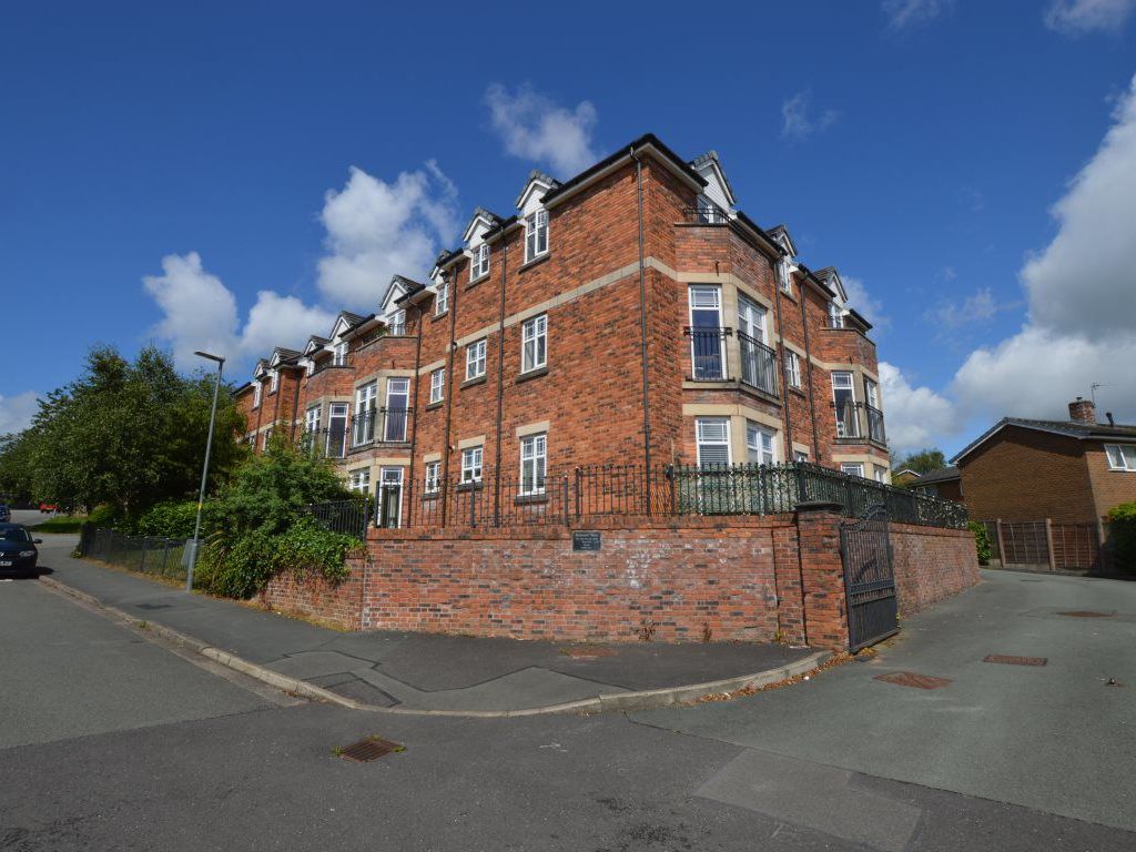 2 bed flat to rent in Grove Lane, Standish, Wigan WN6 Zoopla