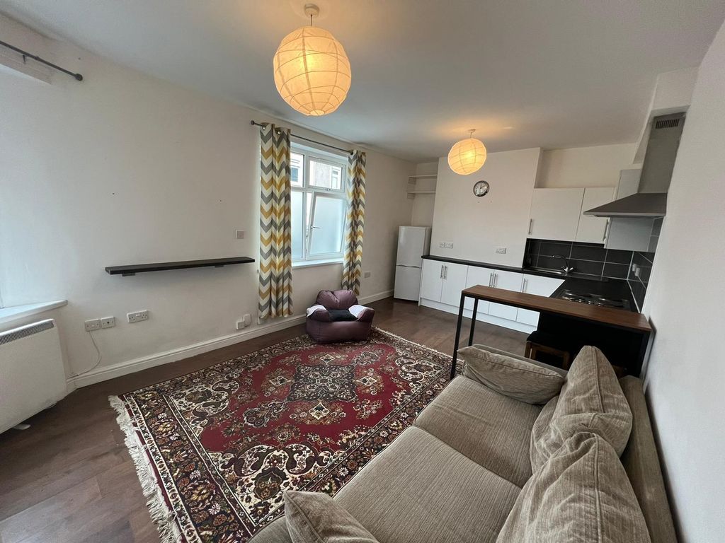 1 bed flat to rent in Carmarthen Street, Canton, Cardiff CF5 Zoopla