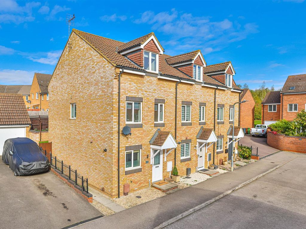 3 bed end terrace house for sale in Worcester Close, Corby NN18 Zoopla