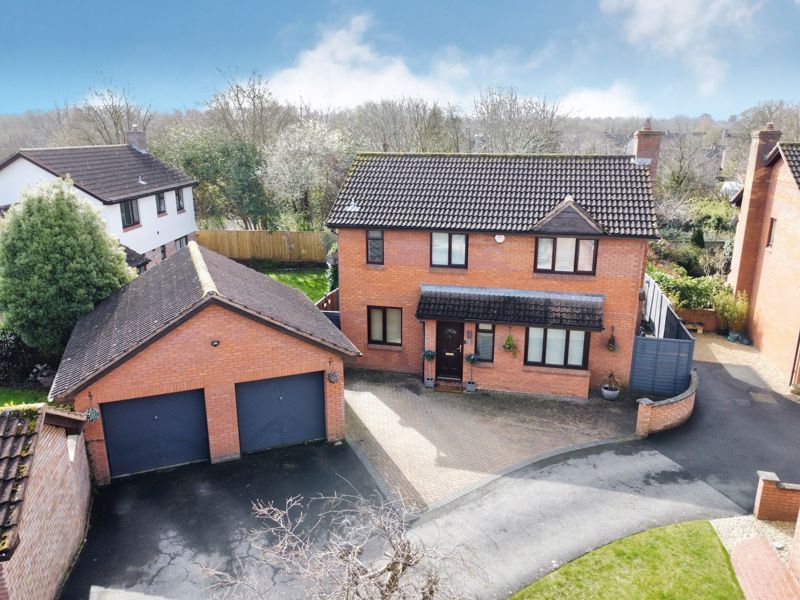 4 bed detached house for sale in Killams Crescent, Taunton TA1 Zoopla