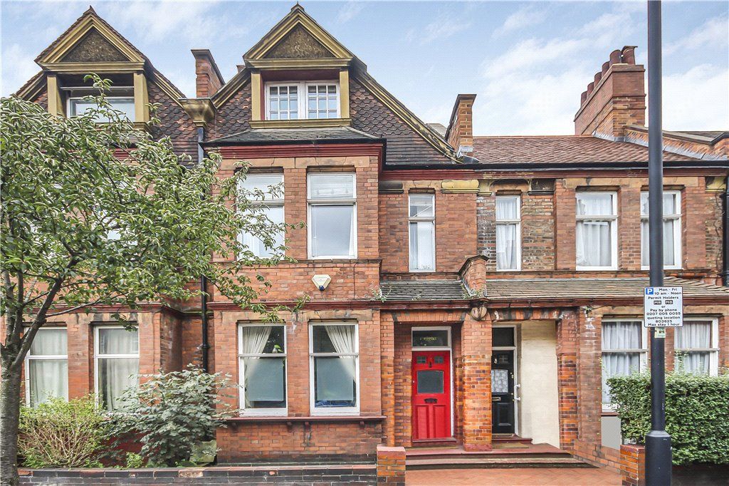 4 bed terraced house to rent in Amesbury Avenue, Streatham SW2, £2,400 pcm Zoopla