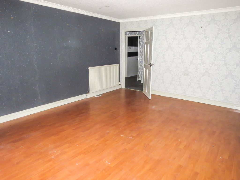 3 bed flat for sale in Wallace Lane, Maryport, Cumbria CA15 Zoopla