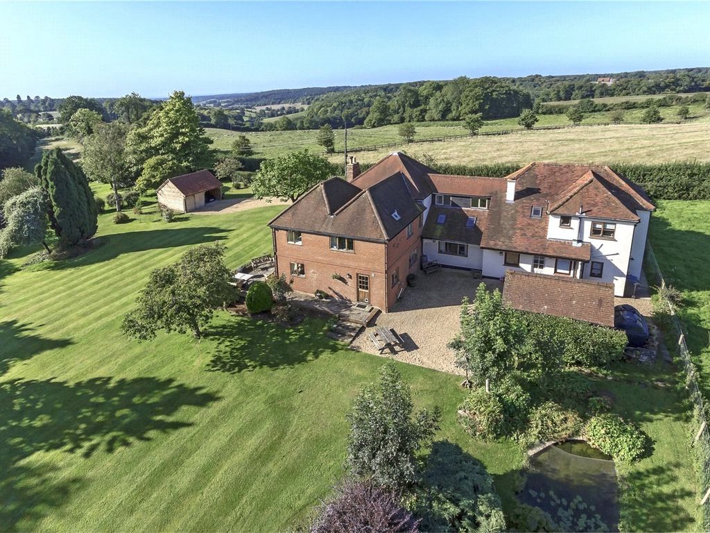 6 bed detached house to rent in Northend, HenleyOnThames, Oxfordshire RG9 Zoopla