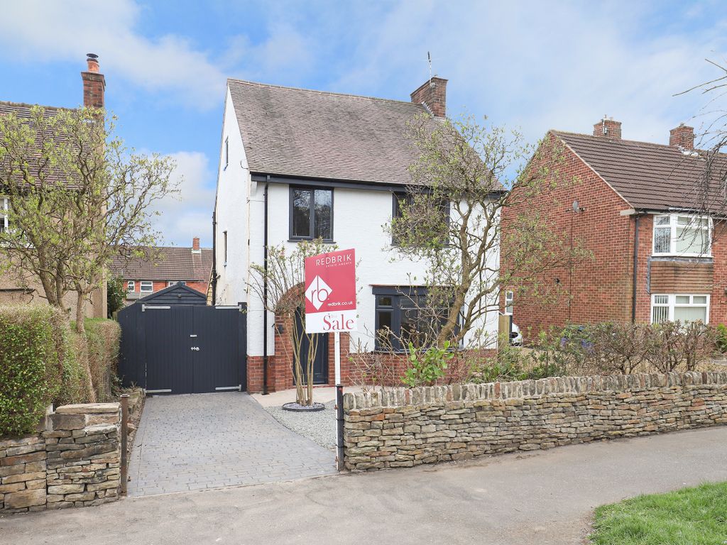 3 bed detached house for sale in St. Johns Mount, St. Johns Road