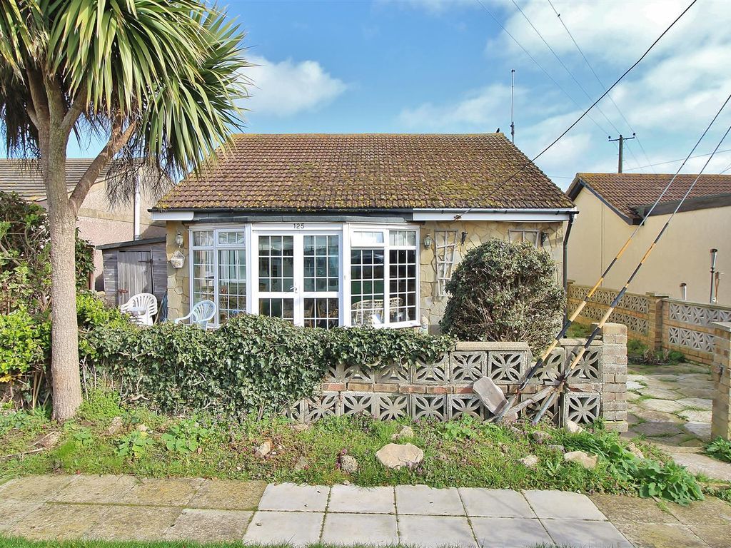 2 bed detached bungalow for sale in Mersea View, New Way, Point Clear
