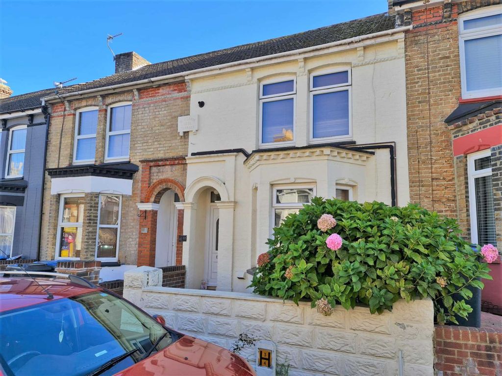 3 bed terraced house for sale in Longfield Road, Dover, Kent CT17 Zoopla