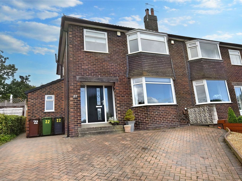 3 bed semidetached house for sale in Moseley Wood Avenue, Cookridge