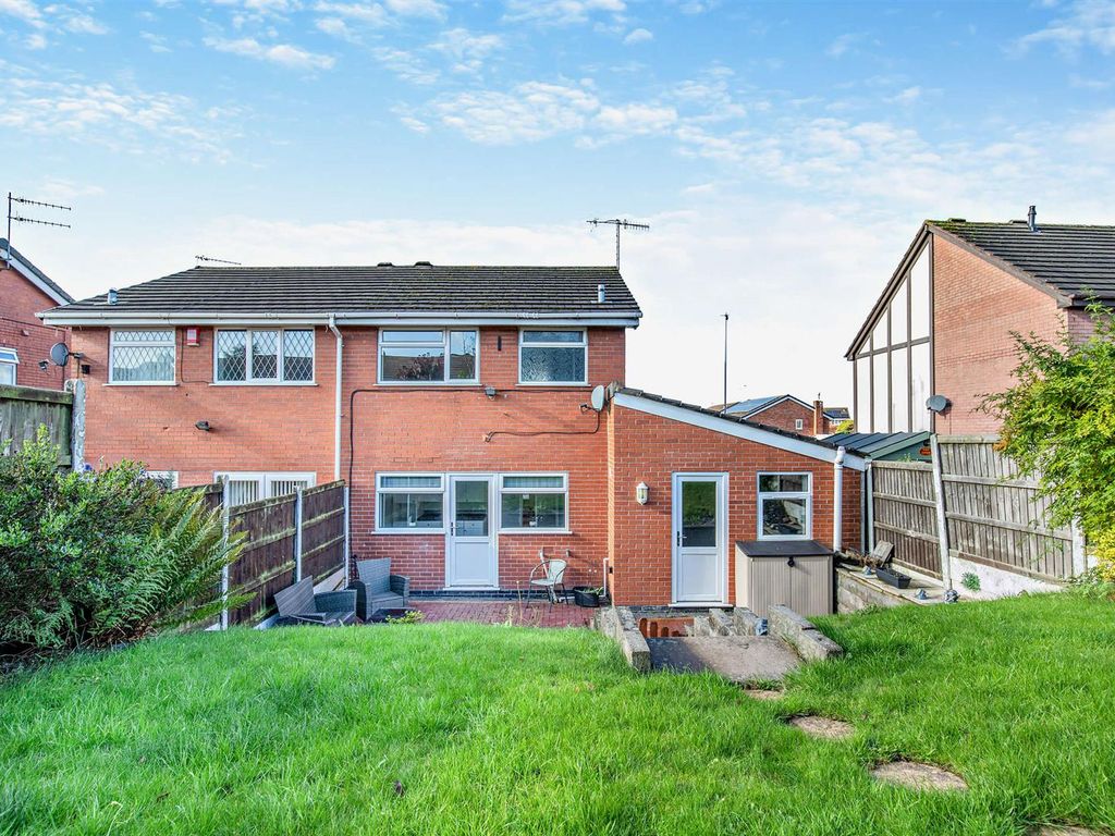 3 bed semidetached house for sale in Farnworth Road, Longton, StokeOn
