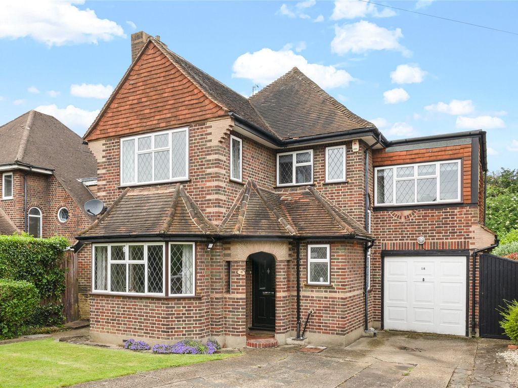 4 bed detached house for sale in Avondale Avenue, Esher, Surrey KT10, £