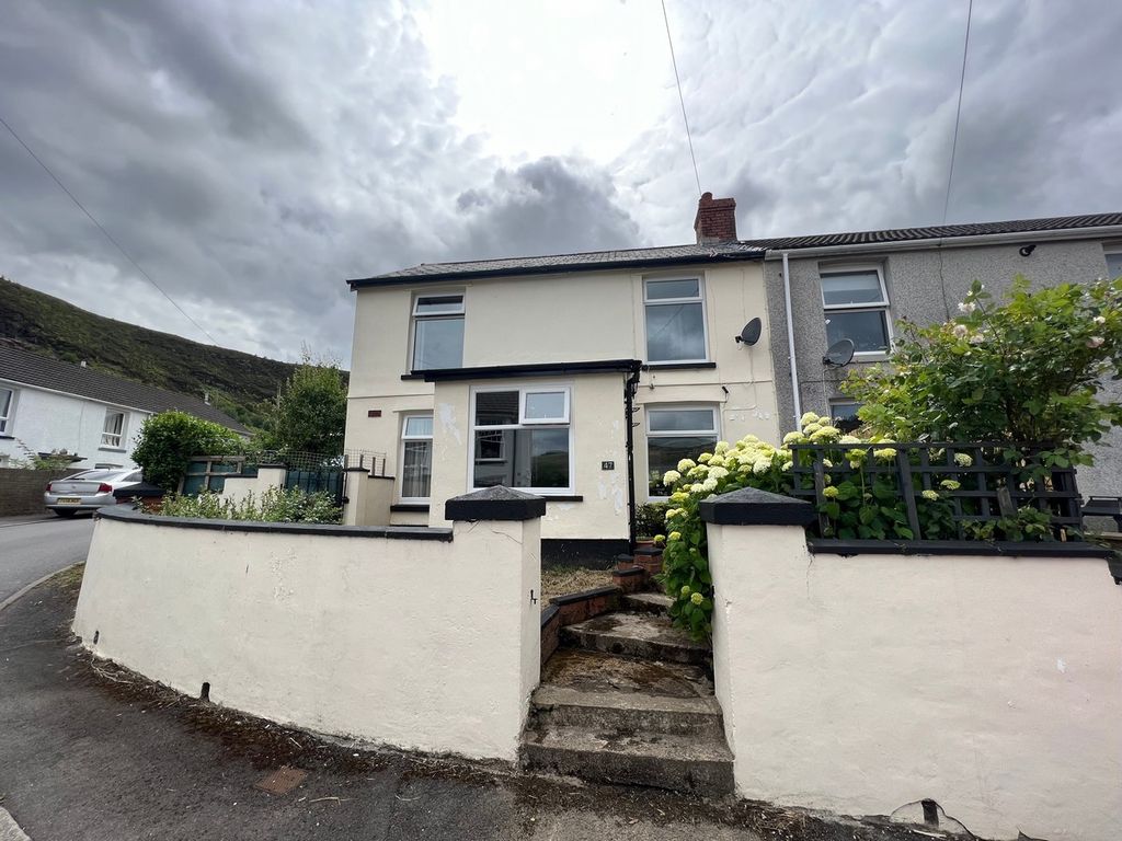 4 bed end terrace house for sale in Highfields Ferndale , Ferndale