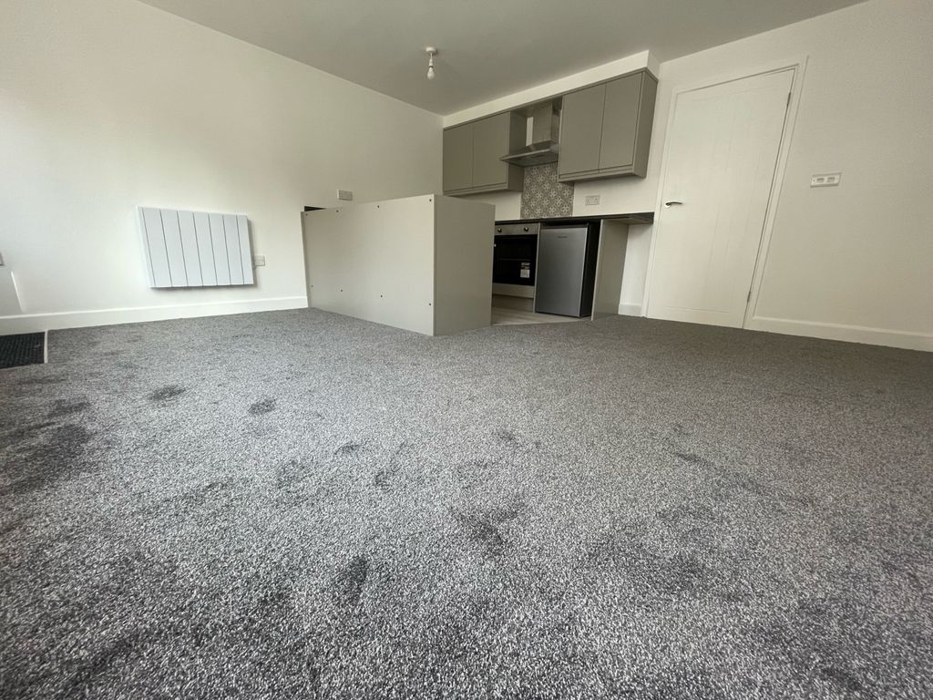 1 bed flat to rent in Mill Street, Gamlingay, Sandy SG19, £3,683 pcm