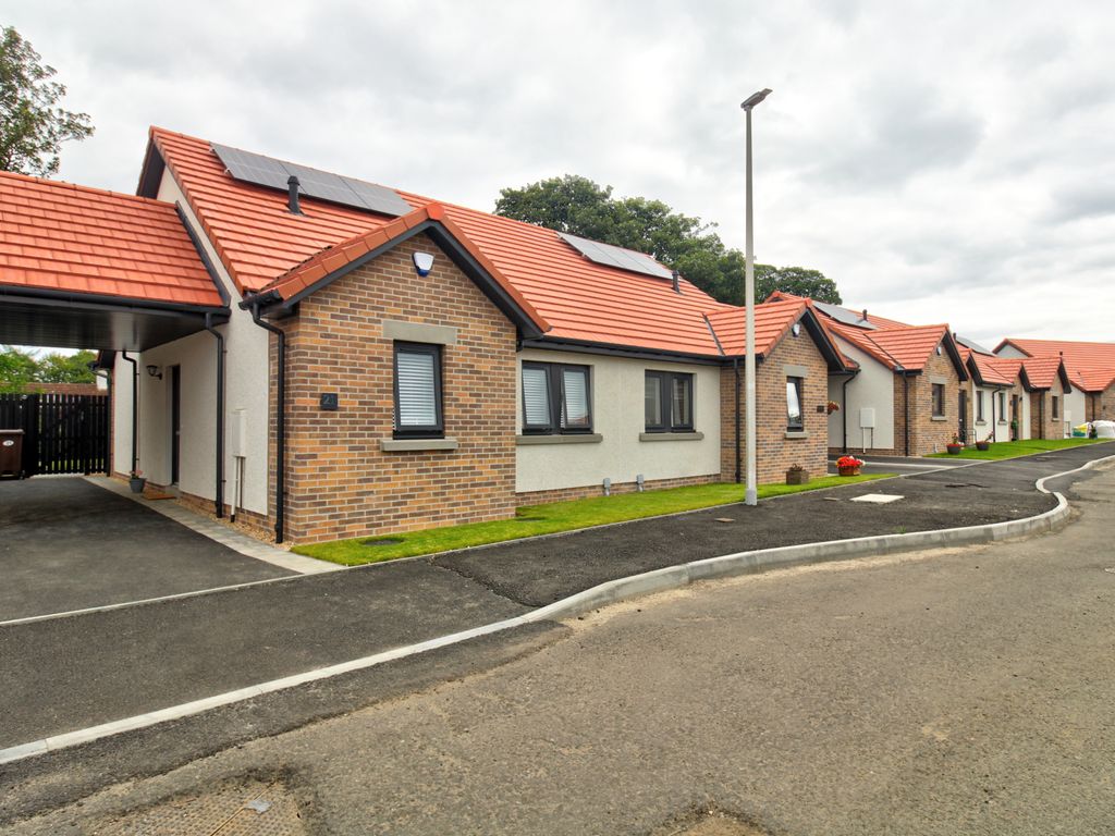 2 bed semidetached bungalow for sale in Chemiss Crescent, East Wemyss, Kirkcaldy KY1 Zoopla