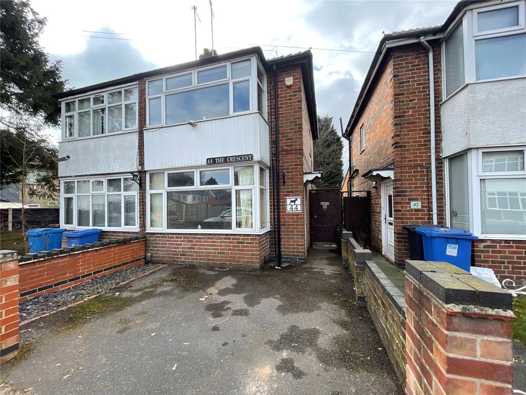 3 bed semidetached house for sale in The Crescent, Chaddesden, Derby