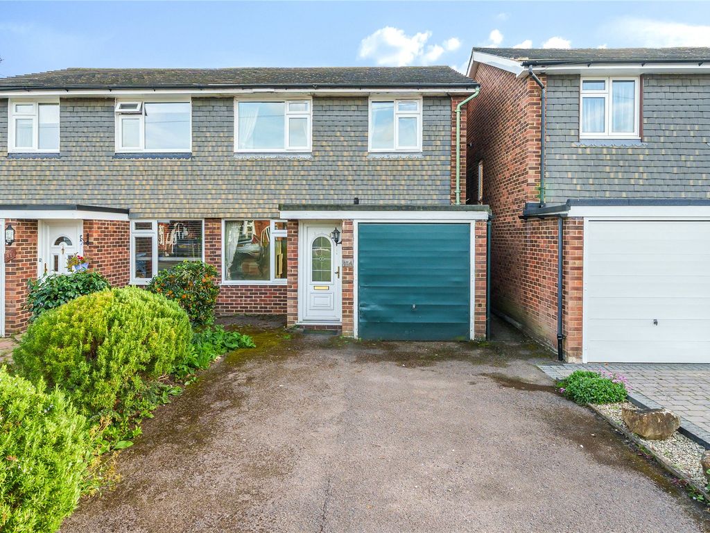 3 bed semidetached house for sale in Addlestone, Surrey KT15, £450,000