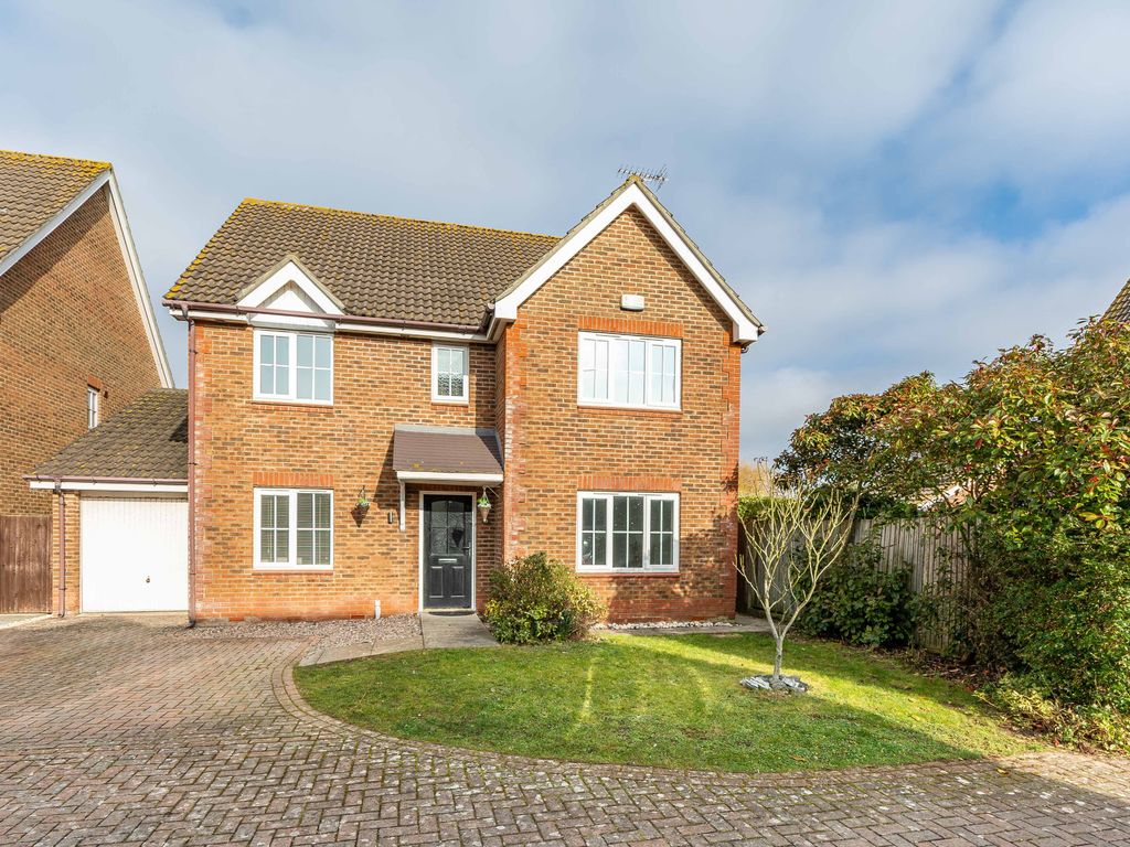5 bed detached house for sale in Cropthorne Drive, Climping