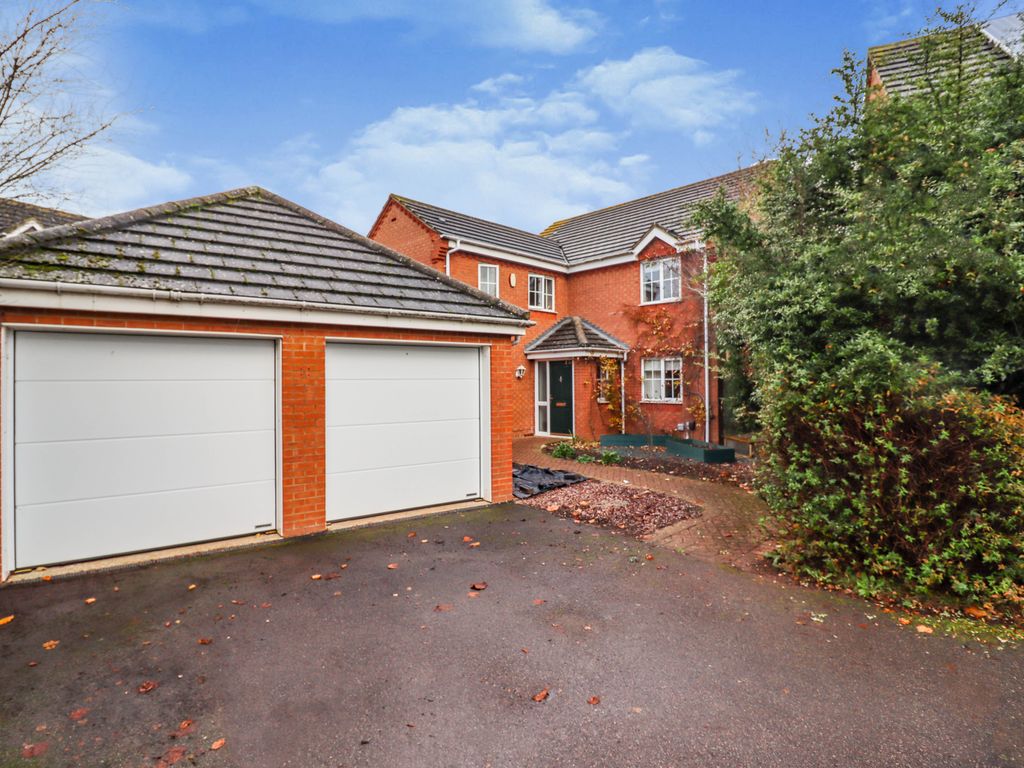4 bed detached house for sale in Calvestone Place, Cawston, Rugby CV22