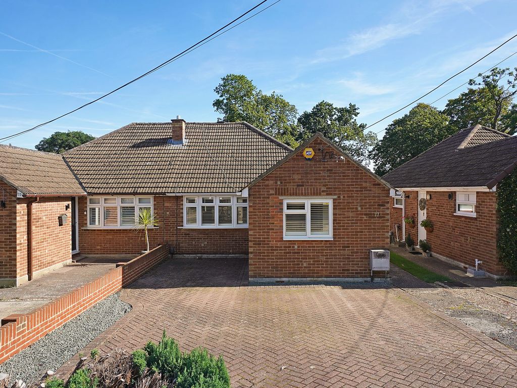 2 bed semidetached bungalow for sale in Dargets Road, Walderslade