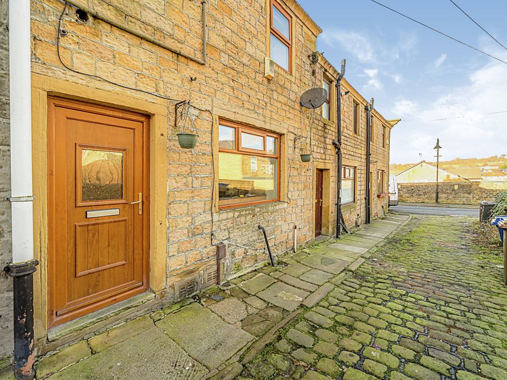 2 bed terraced house for sale in Spring Yard, Colne BB8 Zoopla