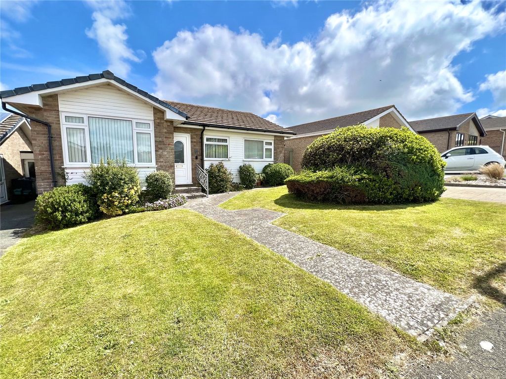 2 bed bungalow for sale in Heol Y Graig, Aberporth SA43 Zoopla