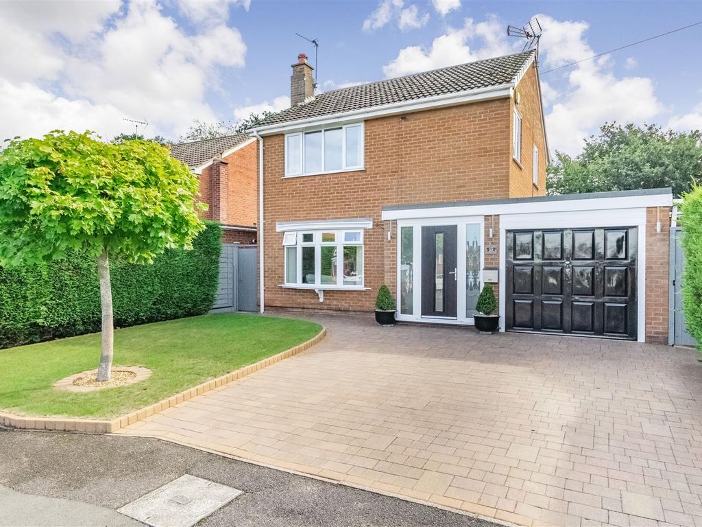 3 bed detached house for sale in Southgate Road, Warsop, Mansfield NG20