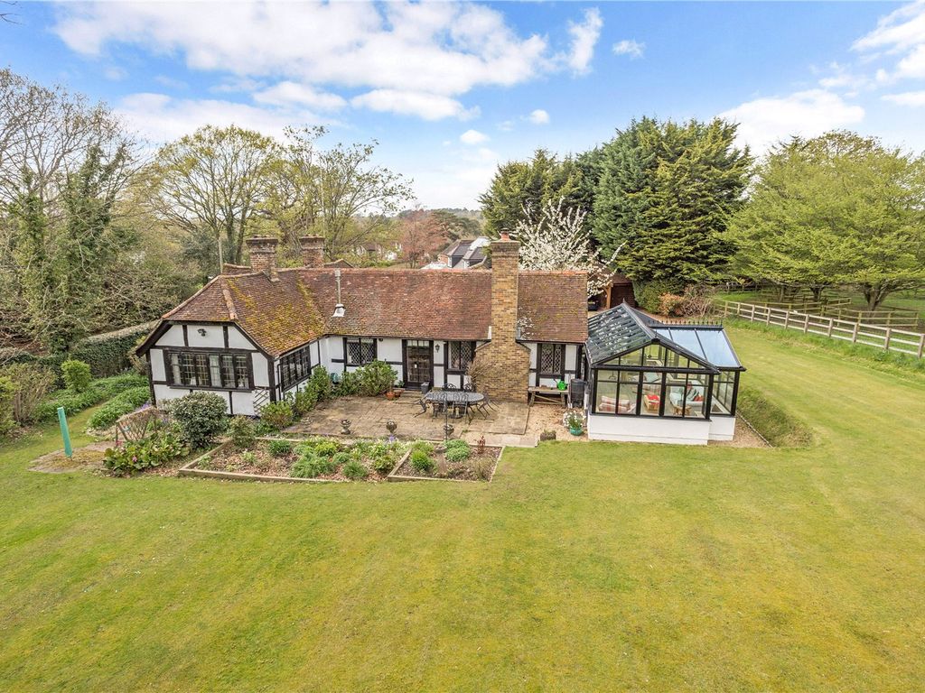 3 bed bungalow for sale in Bedford Lane, Sunningdale, Berkshire SL5