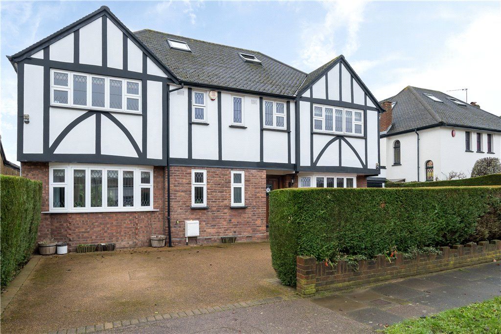 6 bed detached house for sale in Colburn Avenue, Pinner, Middlesex HA5