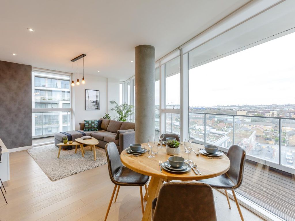 1 bed flat for sale in Granite Apartments, River Gardens Walk, London
