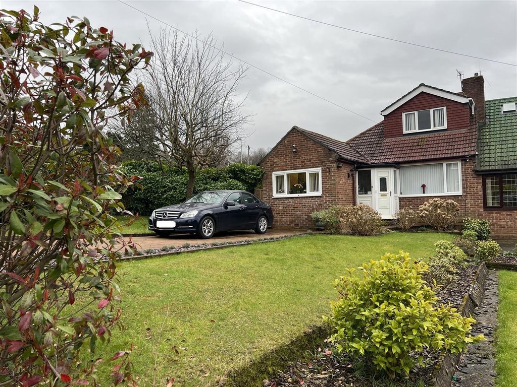 4 bed semidetached bungalow for sale in Crown Hill, Mossley, AshtonUnderLyne OL5 Zoopla
