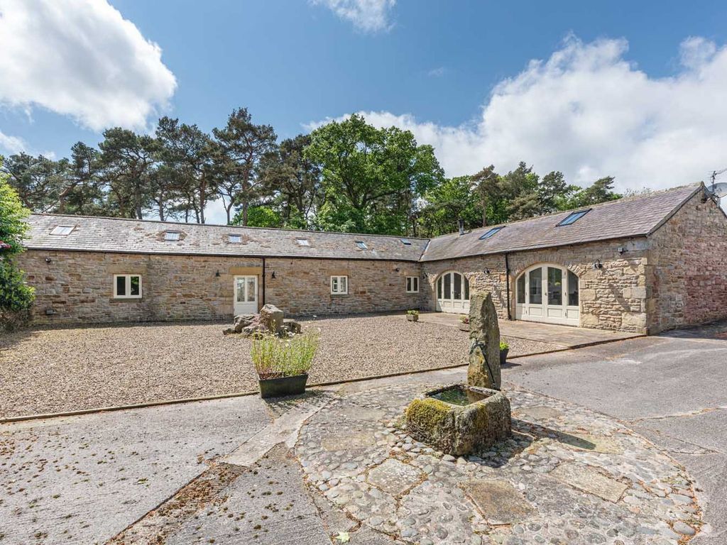 4 bed barn conversion for sale in The Courtyard, Newlands Grange, Near