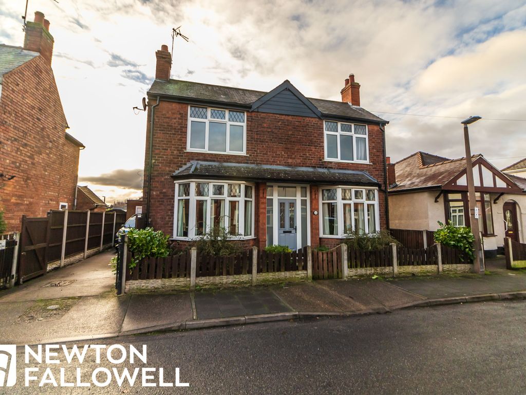 3 bed detached house for sale in Devonshire Road, Retford DN22, £