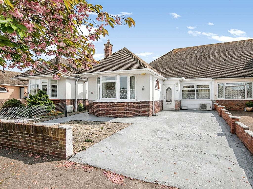 3 bed bungalow for sale in Queens Road, ClactonOnSea CO15 Zoopla