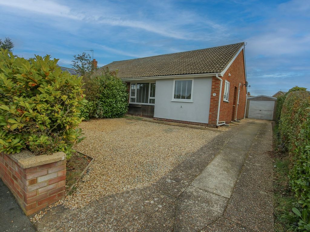2 bed semidetached bungalow for sale in Clifton Road, King's Lynn PE30 Zoopla