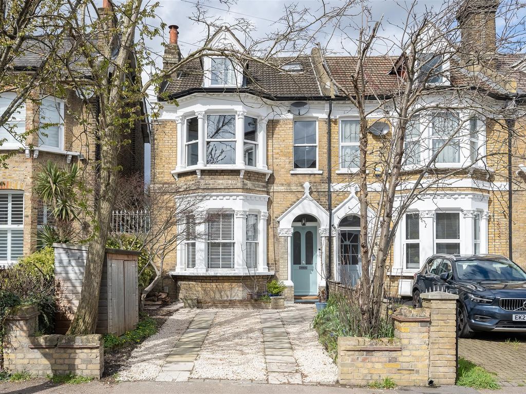 4 bed semidetached house for sale in Hainault Road, London E11, £1,200,000 Zoopla