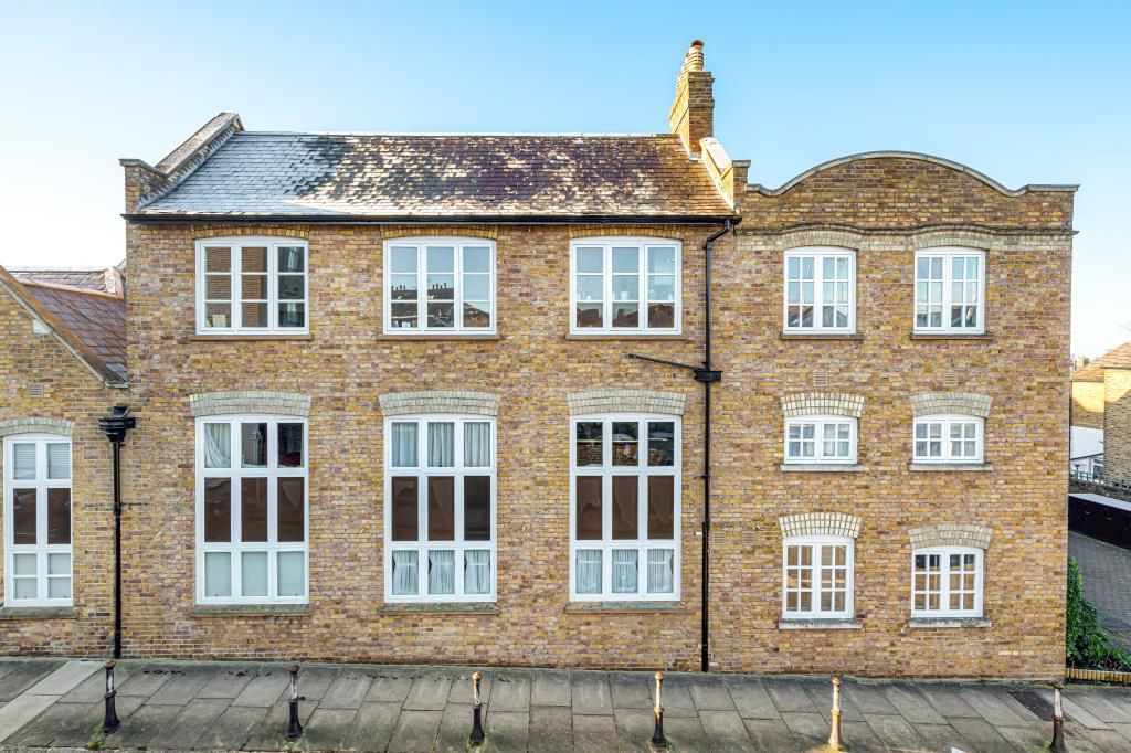 2 bed flat for sale in Richmond, London TW10 Zoopla