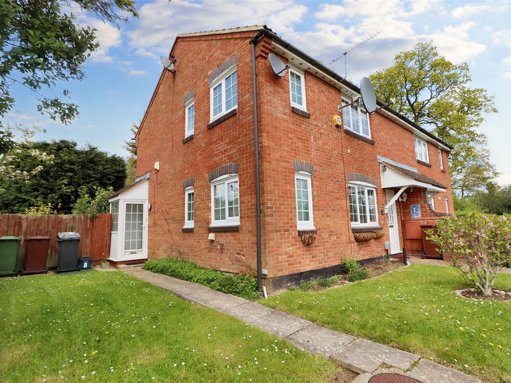 1 bed end terrace house for sale in Studio Way, Borehamwood WD6, £