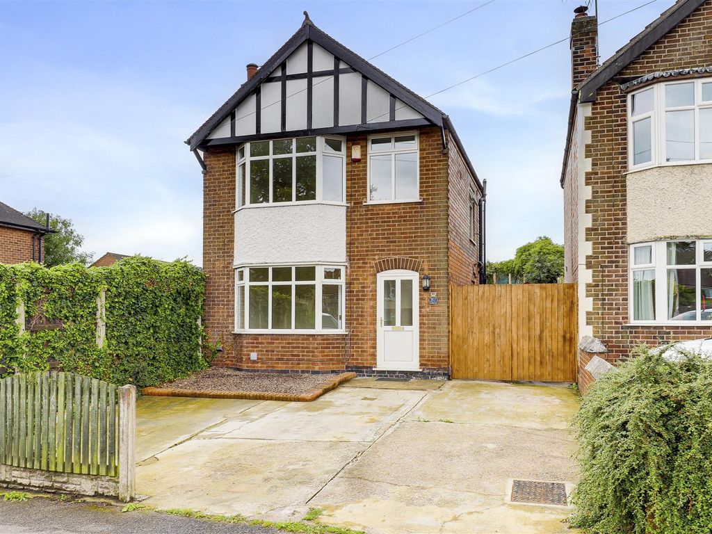 3 bed detached house for sale in Cavendish Road, Carlton
