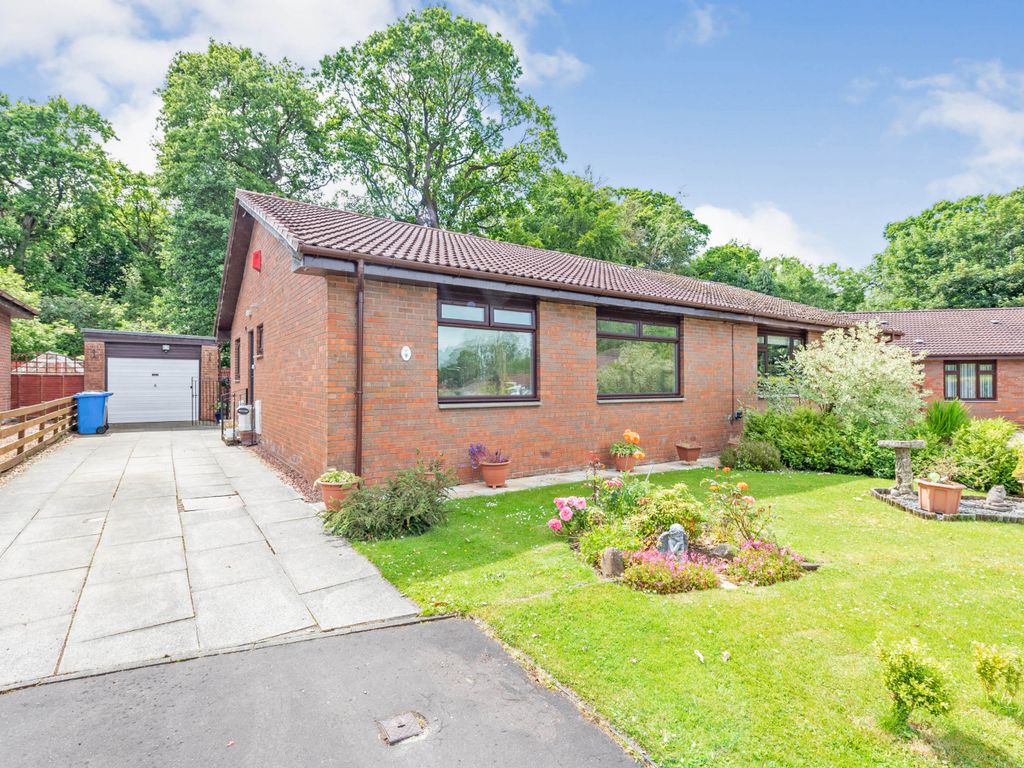 4 bed semidetached bungalow for sale in Caroline Gardens, Mid Calder