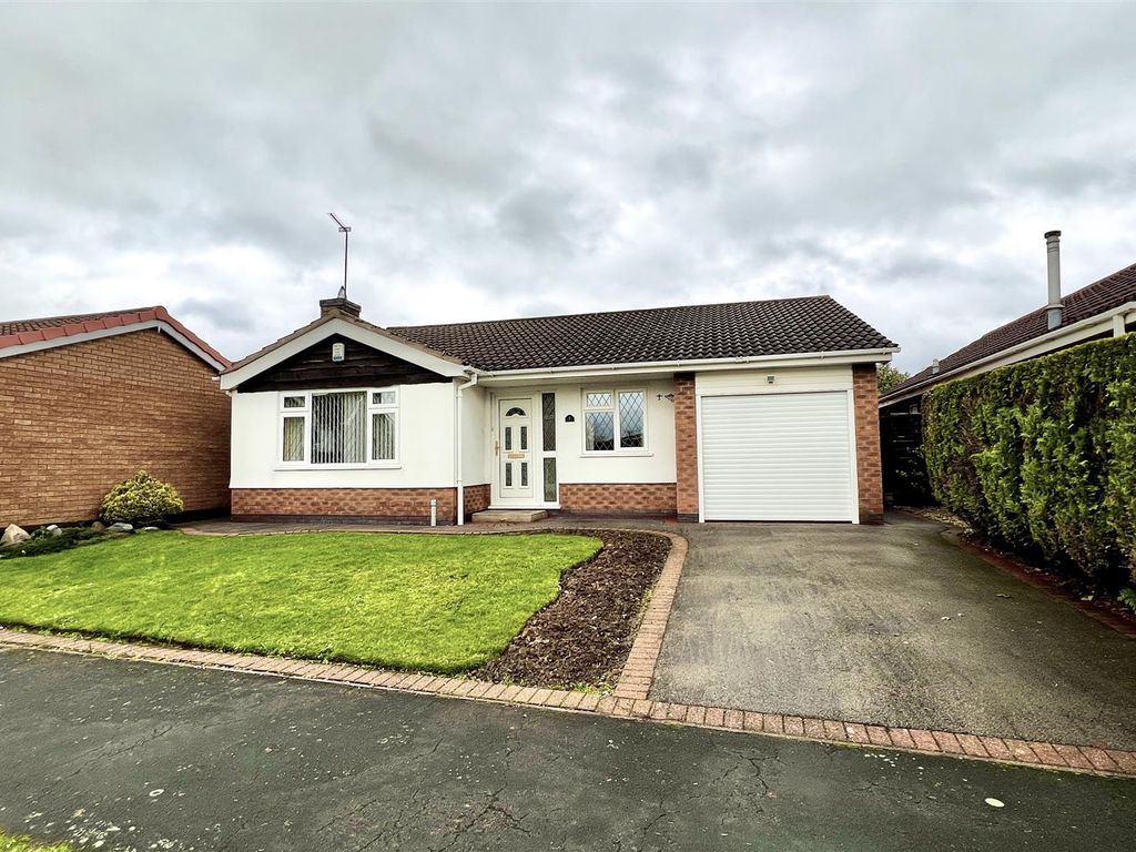 3 bed detached bungalow for sale in Drake Way, Hinckley LE10 Zoopla