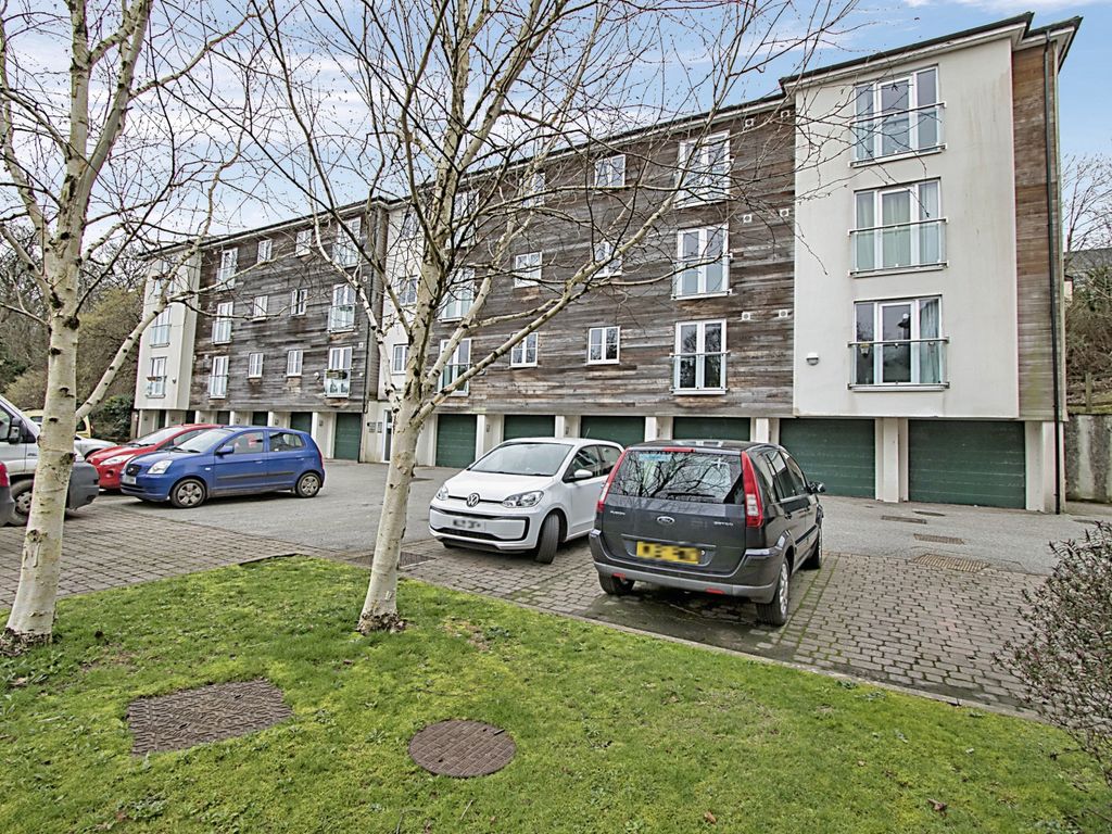 2 bed flat for sale in Tresooth Lane, Penryn TR10 Zoopla