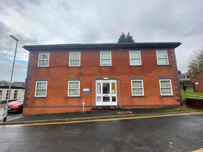 Office to let in Earl House, Miller Street, NewcastleUnderLyme ST5, £22,000 pa Zoopla
