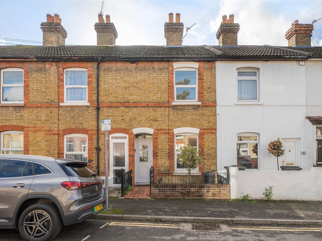 2 bed terraced house for sale in Cross Street, Maidstone ME14, £250,000