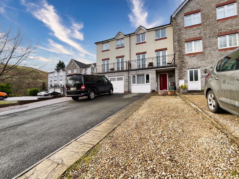 4 bed property for sale in 7 Cwrt Tynewydd, Ogmore Vale, Bridgend CF32 Zoopla