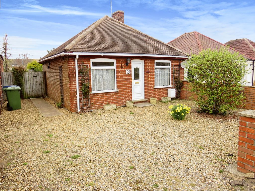 2 bed detached bungalow for sale in Norwood Road, March PE15 Zoopla