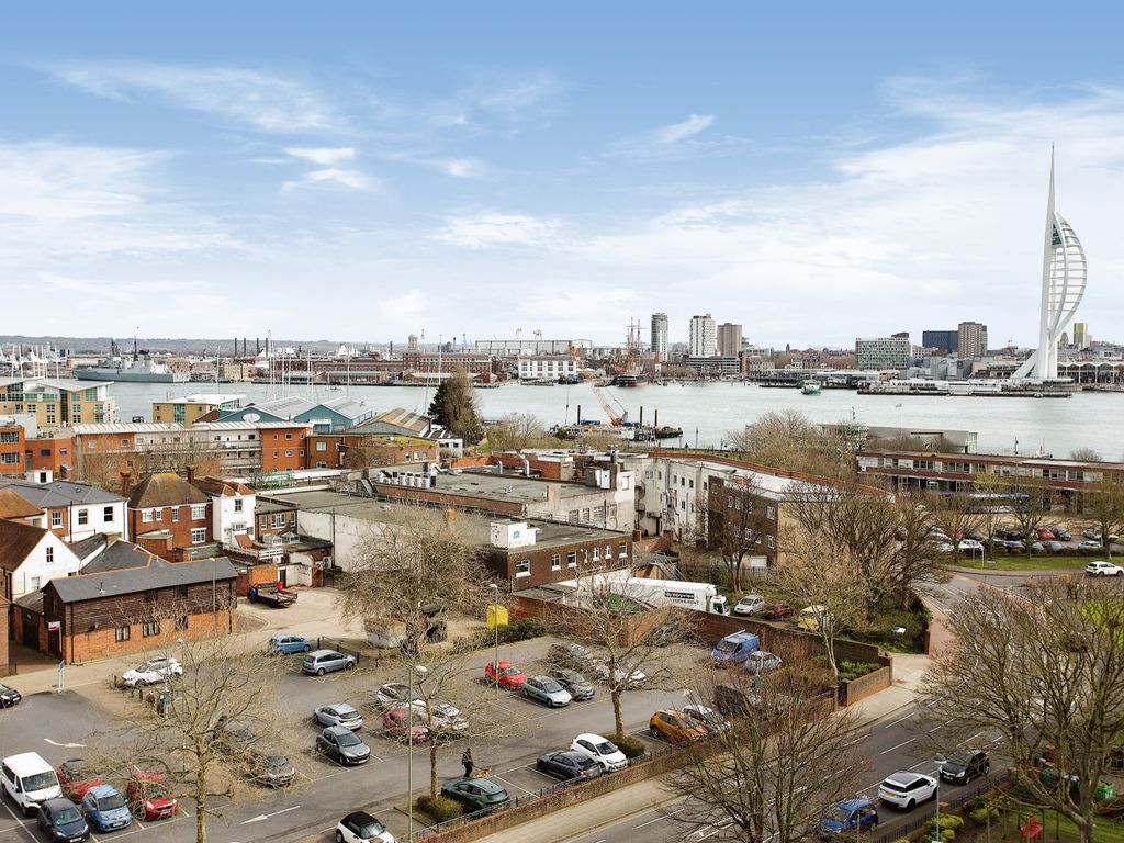 2 bed flat for sale in South Street, Gosport, Hampshire PO12 Zoopla