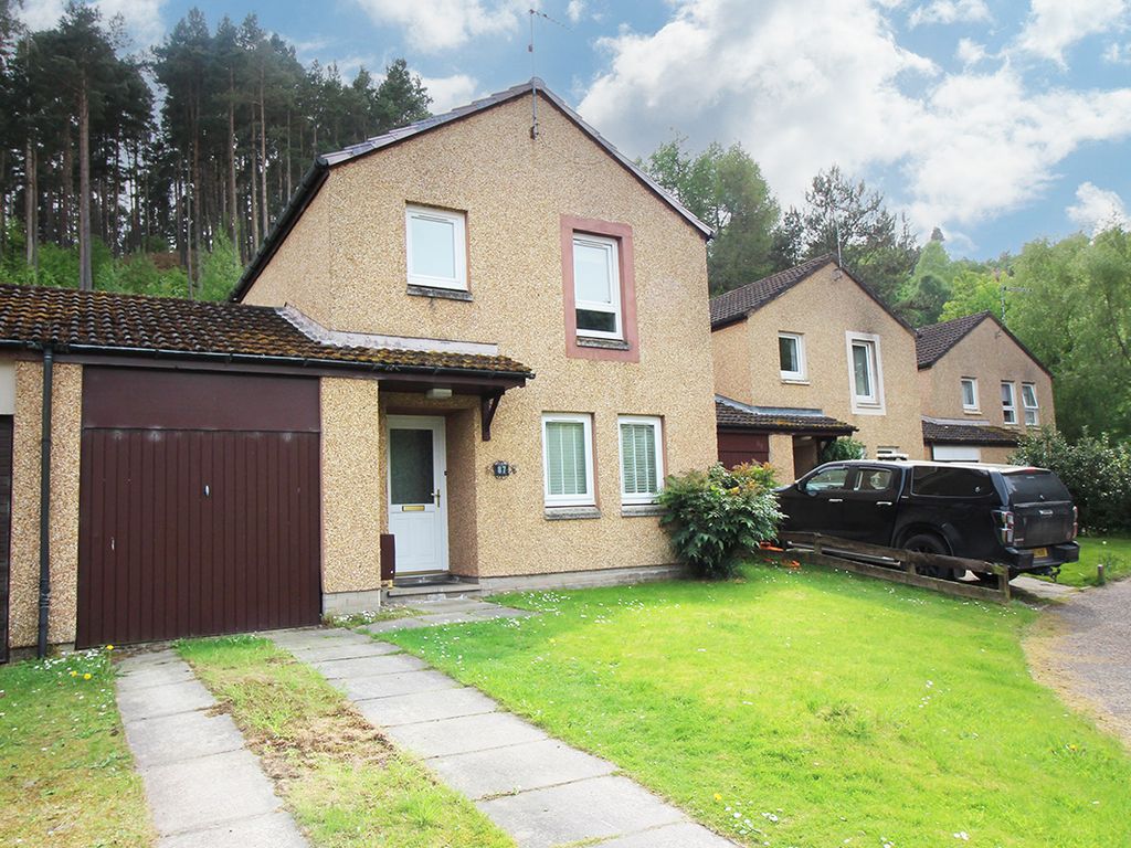 3 bed link detached house for sale in Drumduan Park, Forres IV36, £