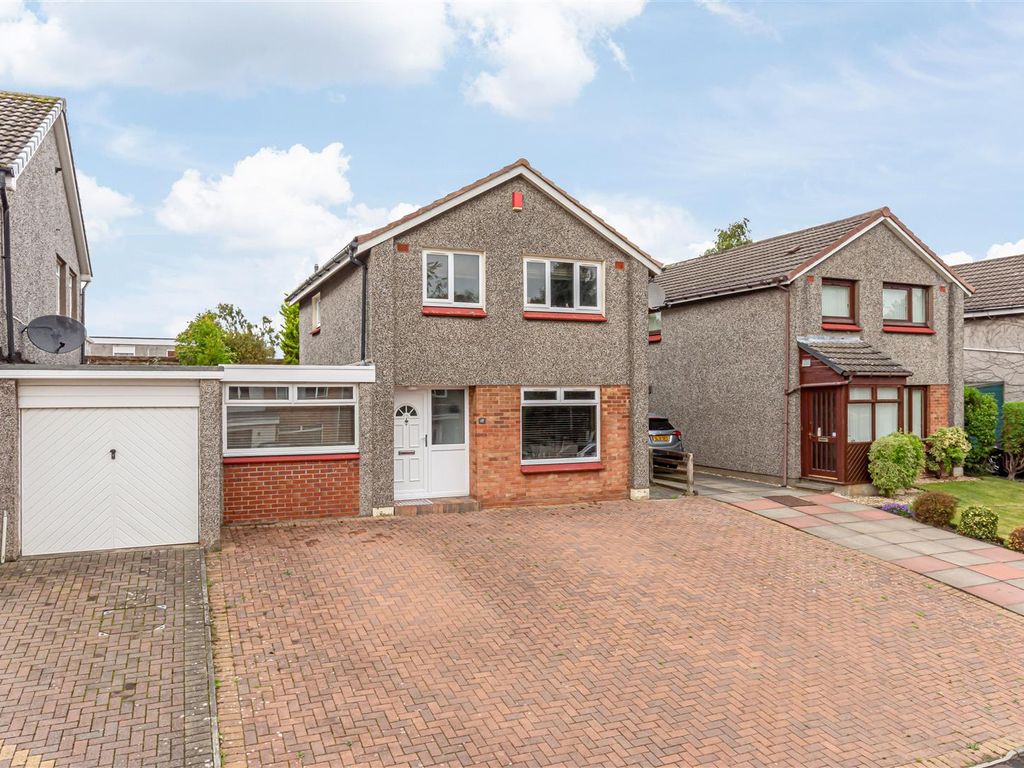 4 bed detached house for sale in Dymond Grove, Dunfermline KY11, £