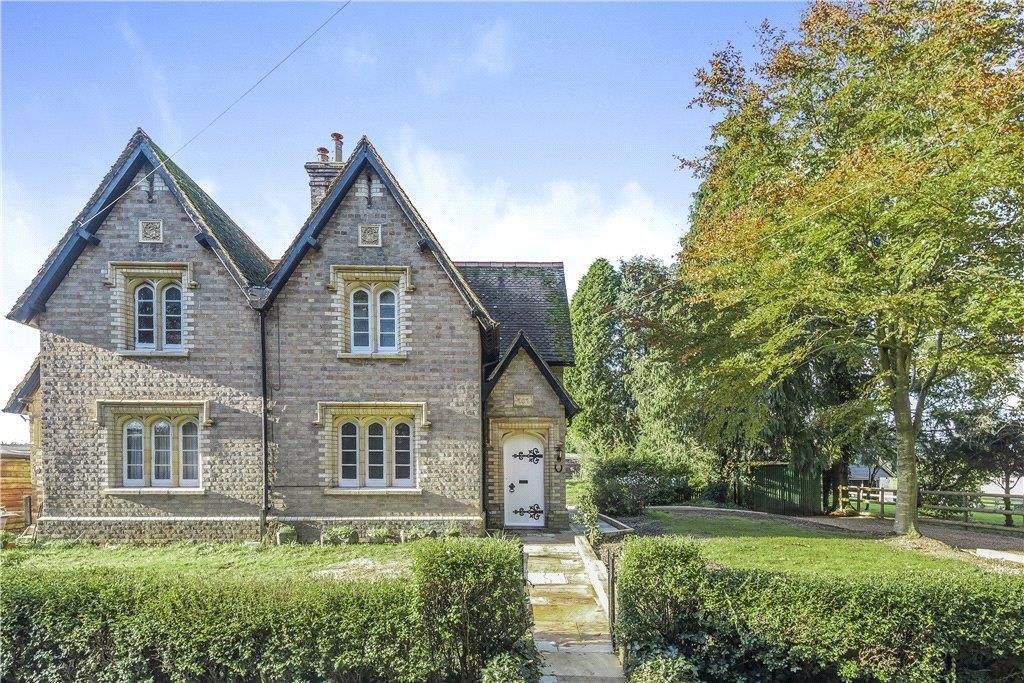 2 bed semidetached house to rent in Knighton Lane, Wimborne BH21, £