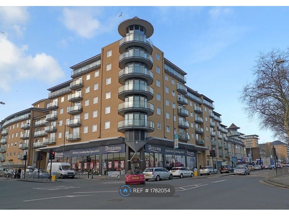 1 bed flat to rent in Berberis House, Feltham TW13 Zoopla