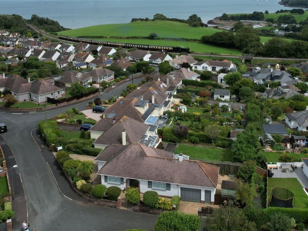 2 bed bungalow for sale in Broadsands Avenue, Paignton, Devon TQ4, £600,000 Zoopla